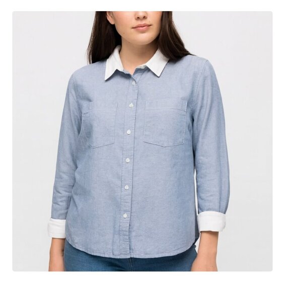 GAP Tops - Gap Blue Boyfriend Shirt Size Medium EUC